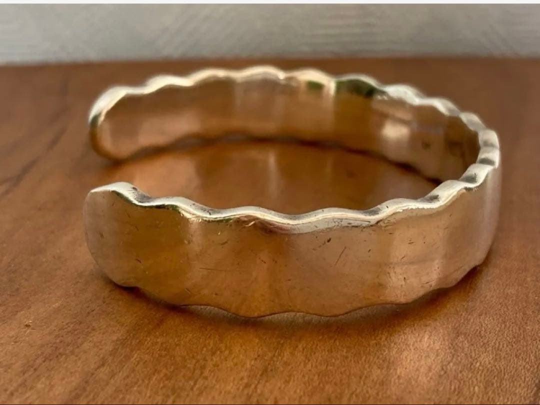 90sシルバーバングル｜925刻印×刻印×金のポイント｜インディアンジュエリー風