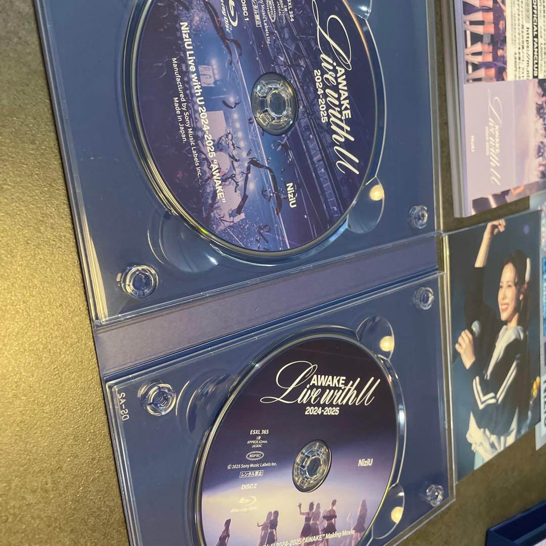 ミュージック NiziU AWAKE Live with U 2024-2025