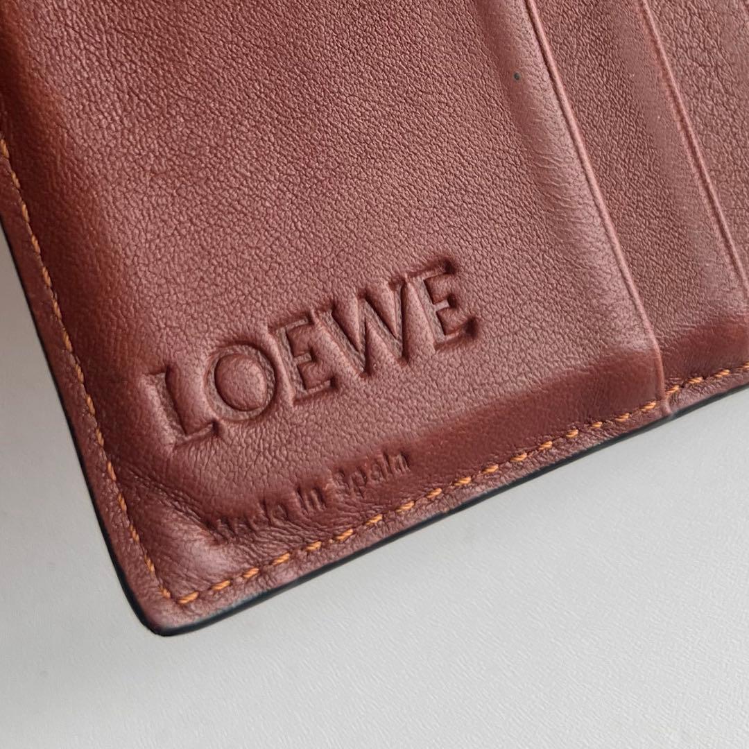 49 美品 LOEWE ロエベ 2つ折り財布
