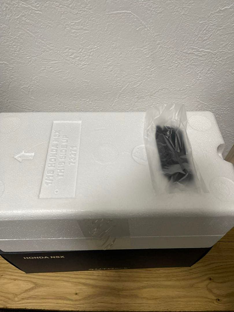 【商品名】 Autoart ホンダ NSX シルバー 1/18 中古 美品 完品