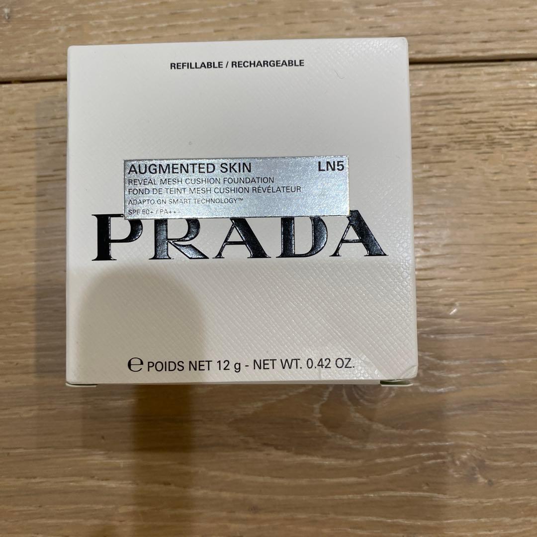 プラダ　リヴィール　メッシュ　クッション　ファンデーション　LN5 新品未使用