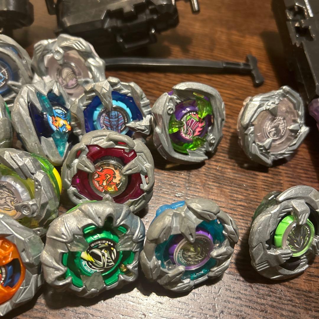 ベイブレードx23個セット　引退　おまけ付き