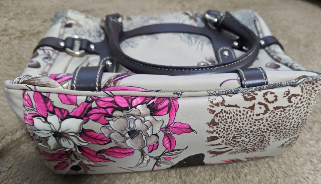 Salvatore Ferragamo ハンドバッグ トートバッグ