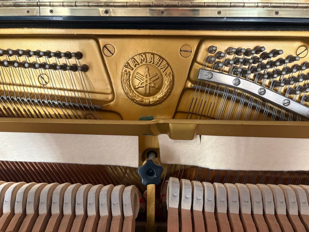 再値下げヤマハ アップライト ピアノ UX X支柱 消音ペダル付き