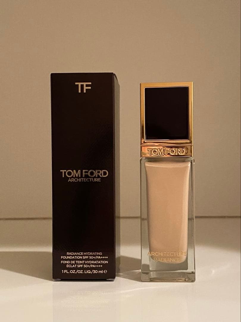 TOM FORD■アーキテクチャーラディアンスハイドレーティングファンデーション
