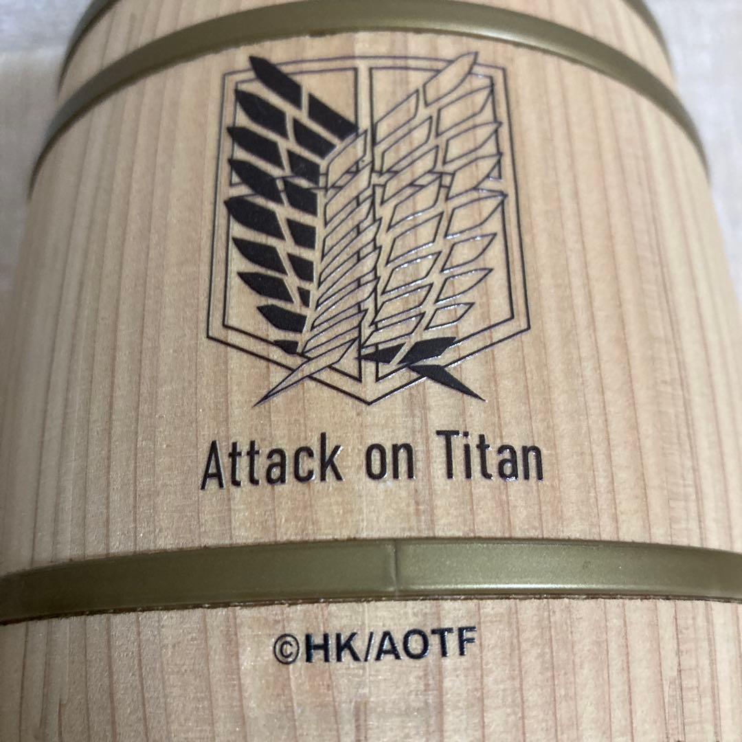 進撃の巨人　進撃ロゴ 白木ミニ樽　小物入れ　樽