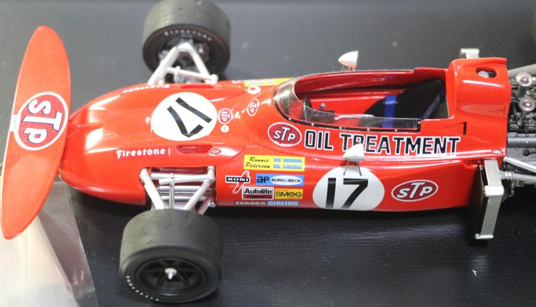 超希少　SPARK 　マーチ７１１　１９７１モナコ　Ｒ・ピーターソン 1/18