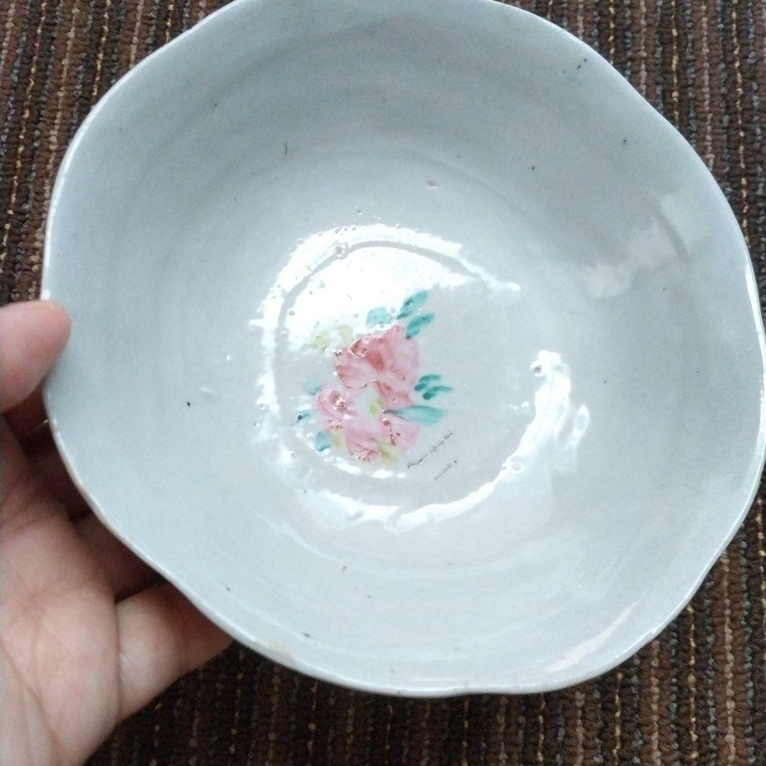 中国古玩　民国時代　碗　牡丹／芍薬？　蓮？　梅　「萬古」