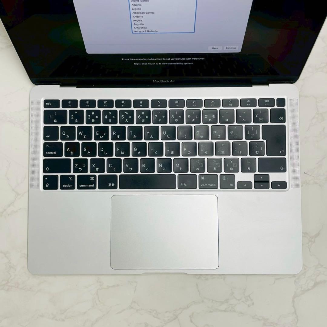 MacBook本体 Apple MacBook Air 2020 M1 8GB 256GB