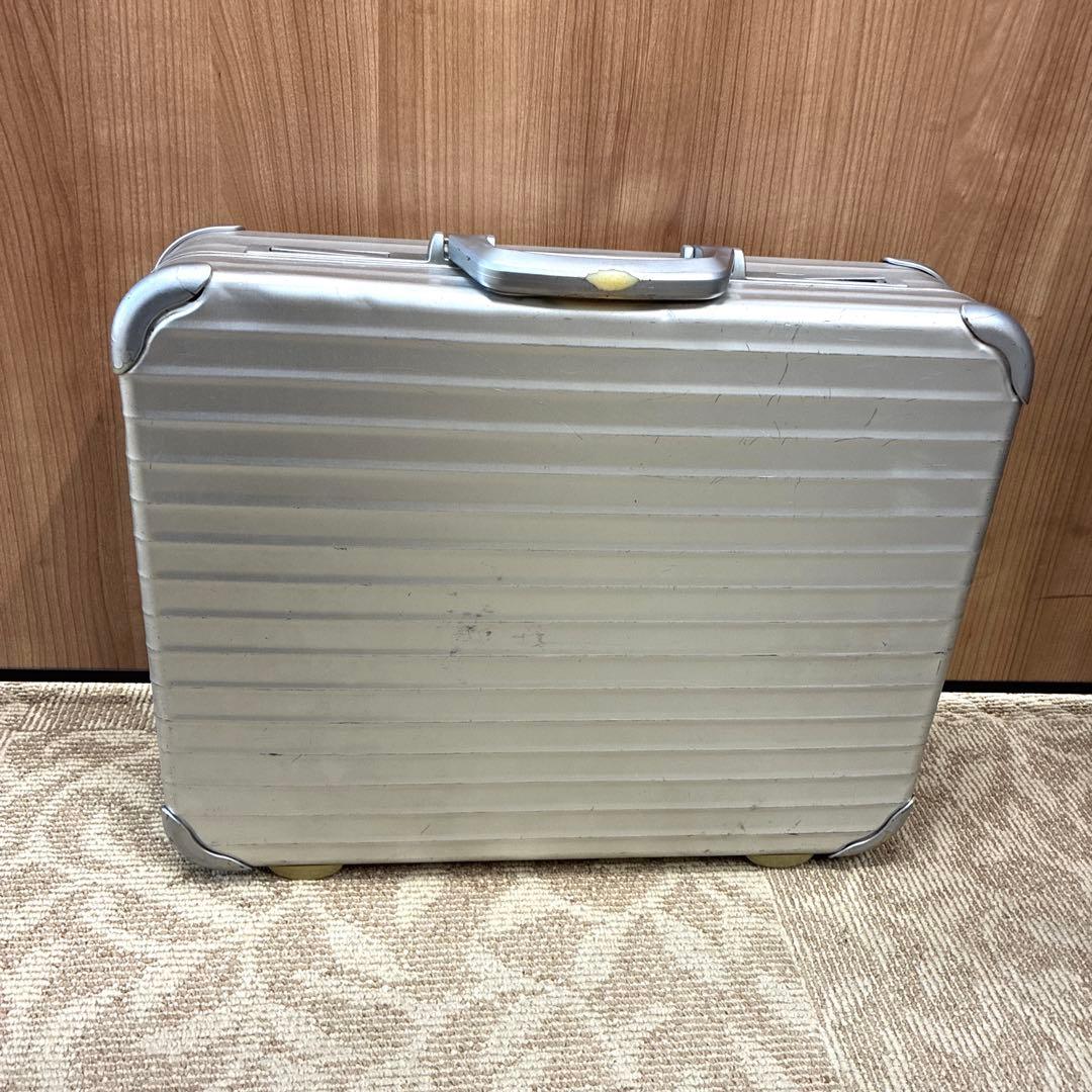 RIMOWA リモワ アタッシュケース シルバー 青ロゴ