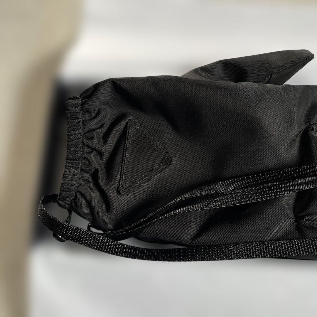 PRADAグローブ手袋