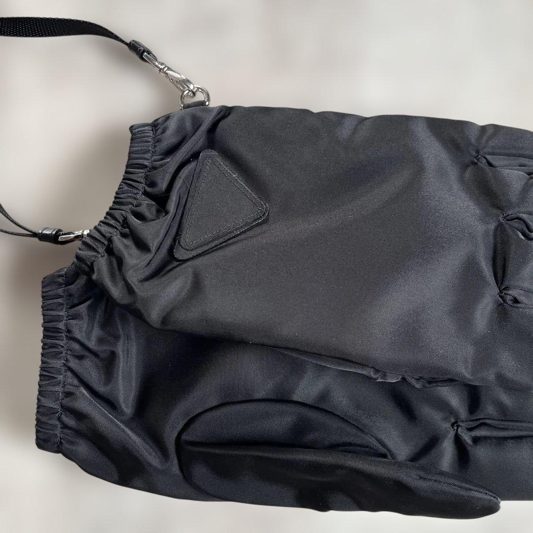 PRADAグローブ手袋