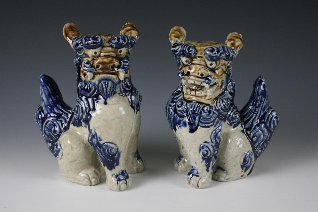 人間国宝金城次郎一門　金城敏徳 作　呉須色付立シーサー（中）1対