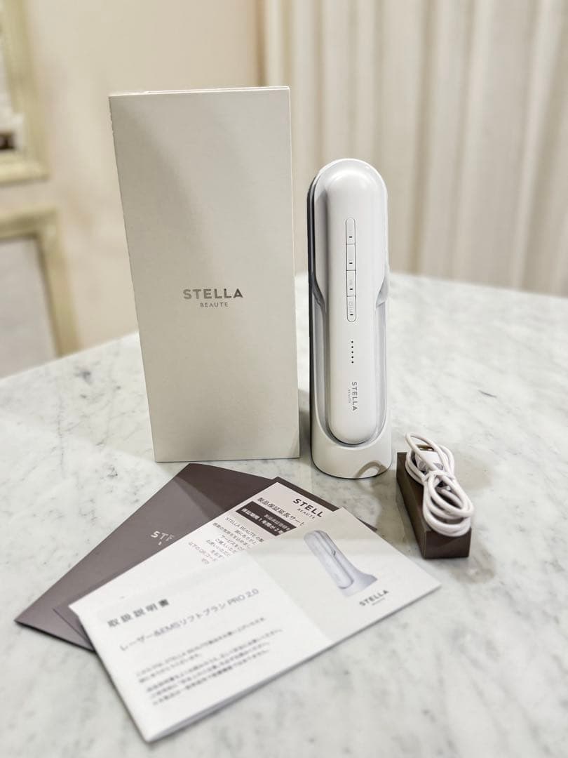 ステラボーテ　レーザー & EMSリフトブラシ PRO 2.0