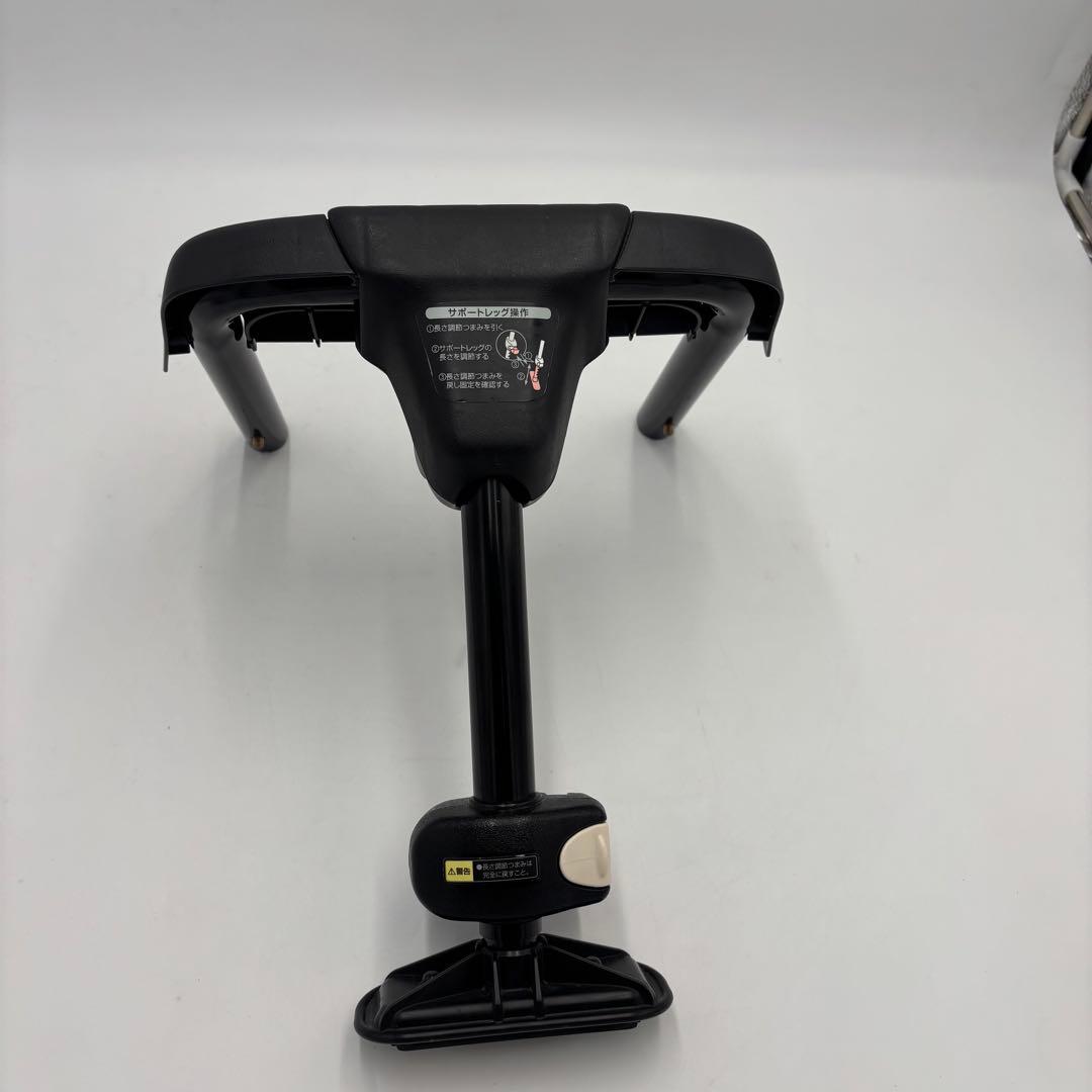 極美品　combi ラクティアターン エッグショックTB チャイルドシート