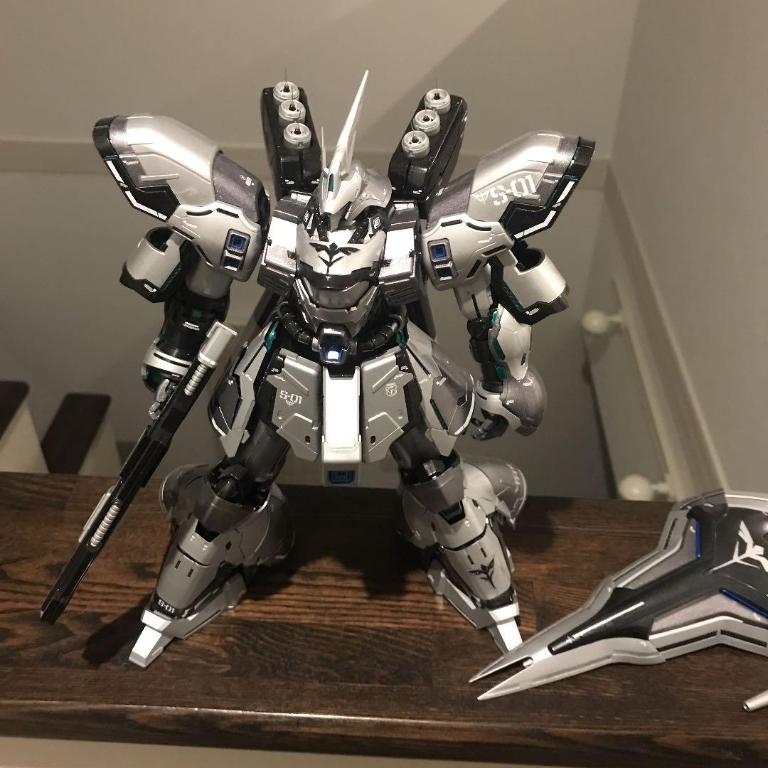 ガンプラ 塗装完成品 サザビー