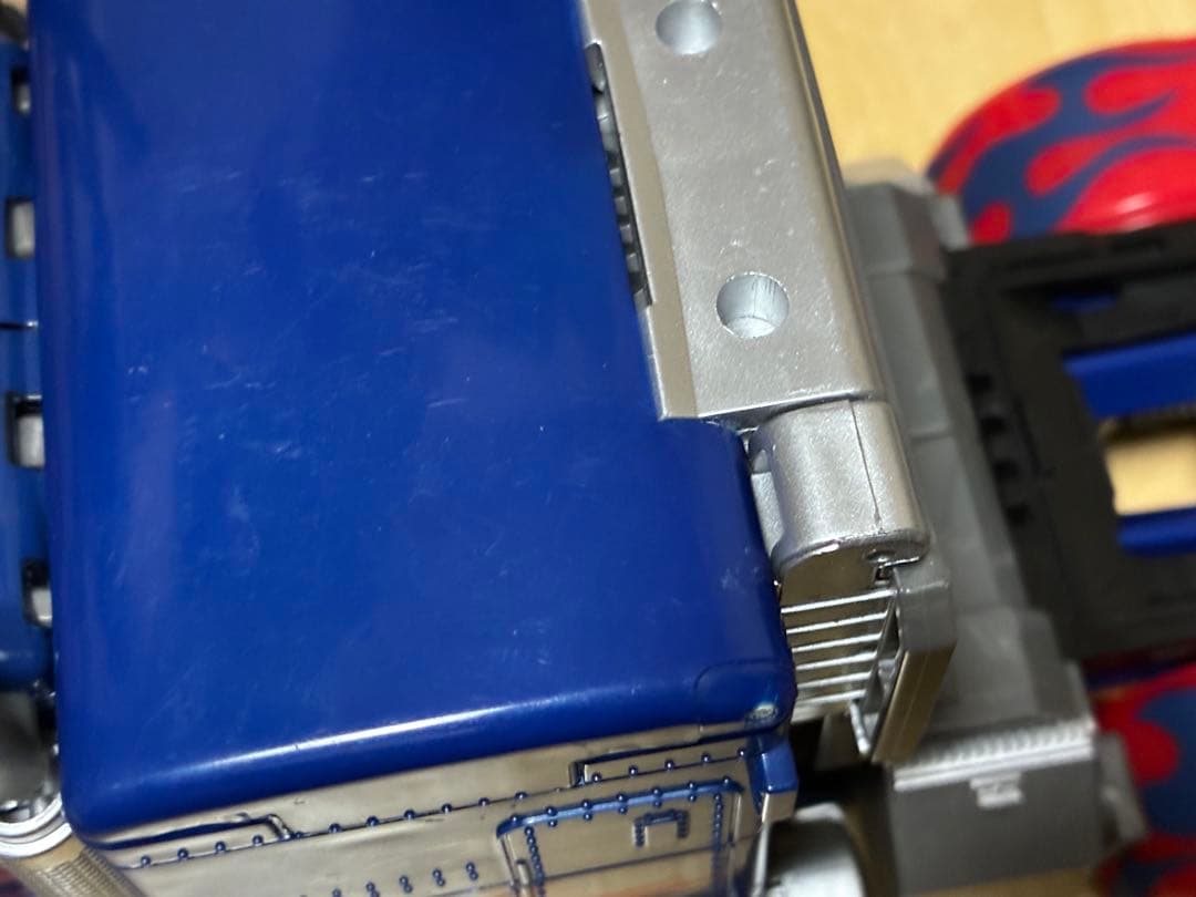 MB-11 オプティマスプライム 10周年版