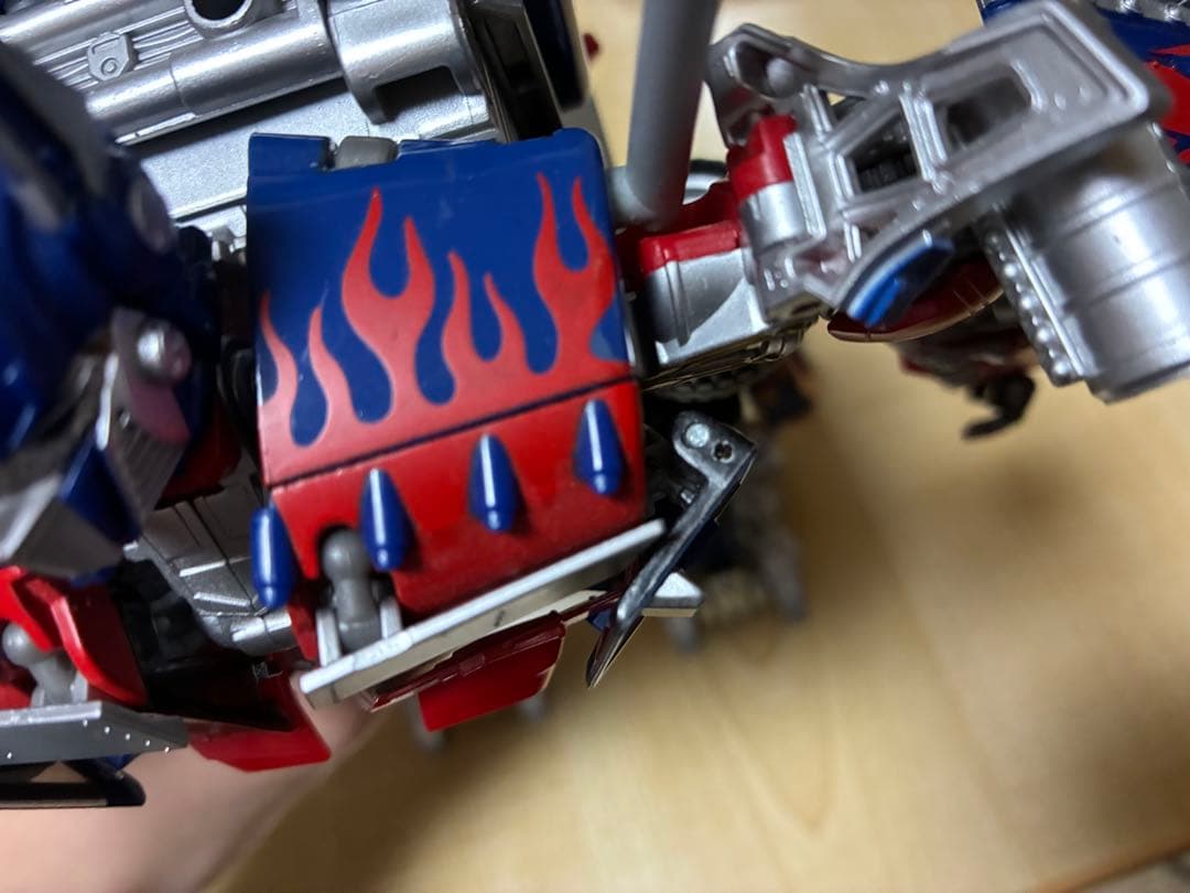 MB-11 オプティマスプライム 10周年版