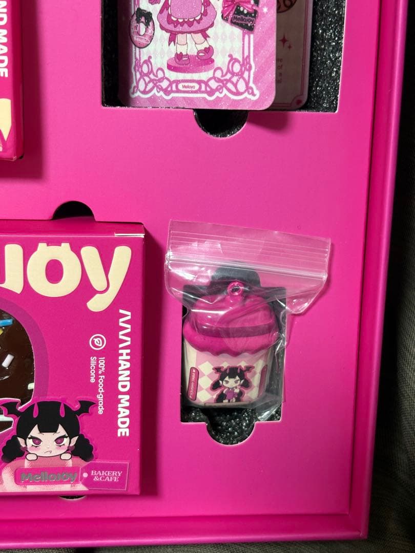 mellojoy ギフトボックス スフレ チーズ 鈴 チョコ おにぎり