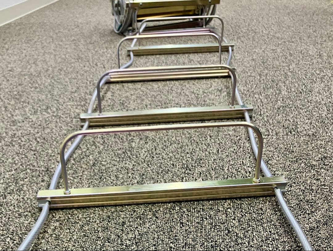 未使用　金属製避難はしご　5.8m ワイヤーラダー　美品　国家検定合格品　防災