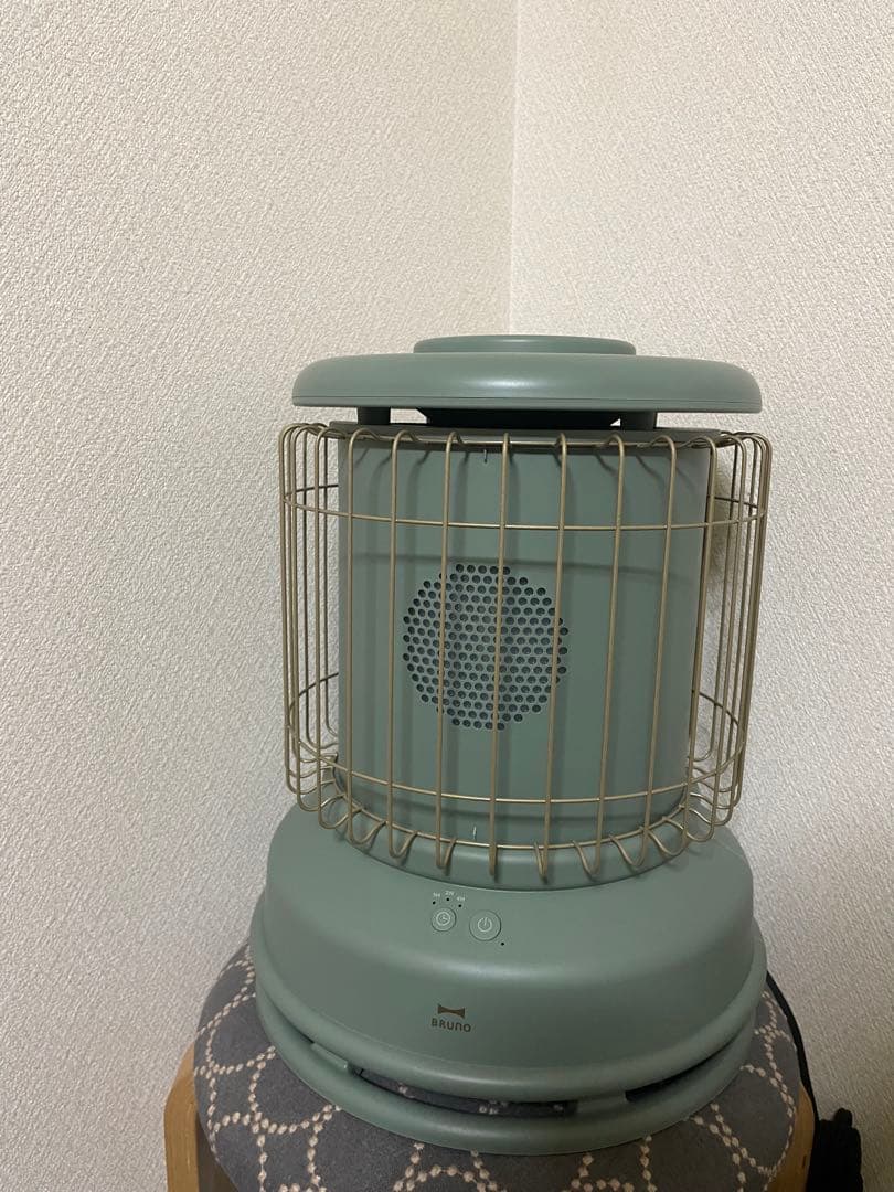 2022 BRUNO 全方位型ファンヒーター Classic Stove