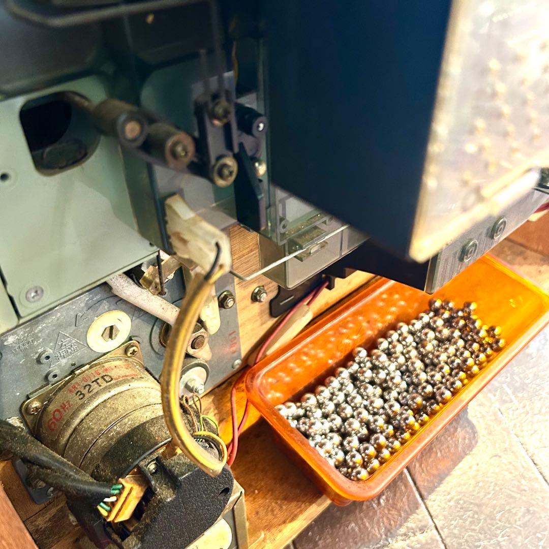 パチンコ実機 「フィーバークイーン2 」動作確認済 現状品