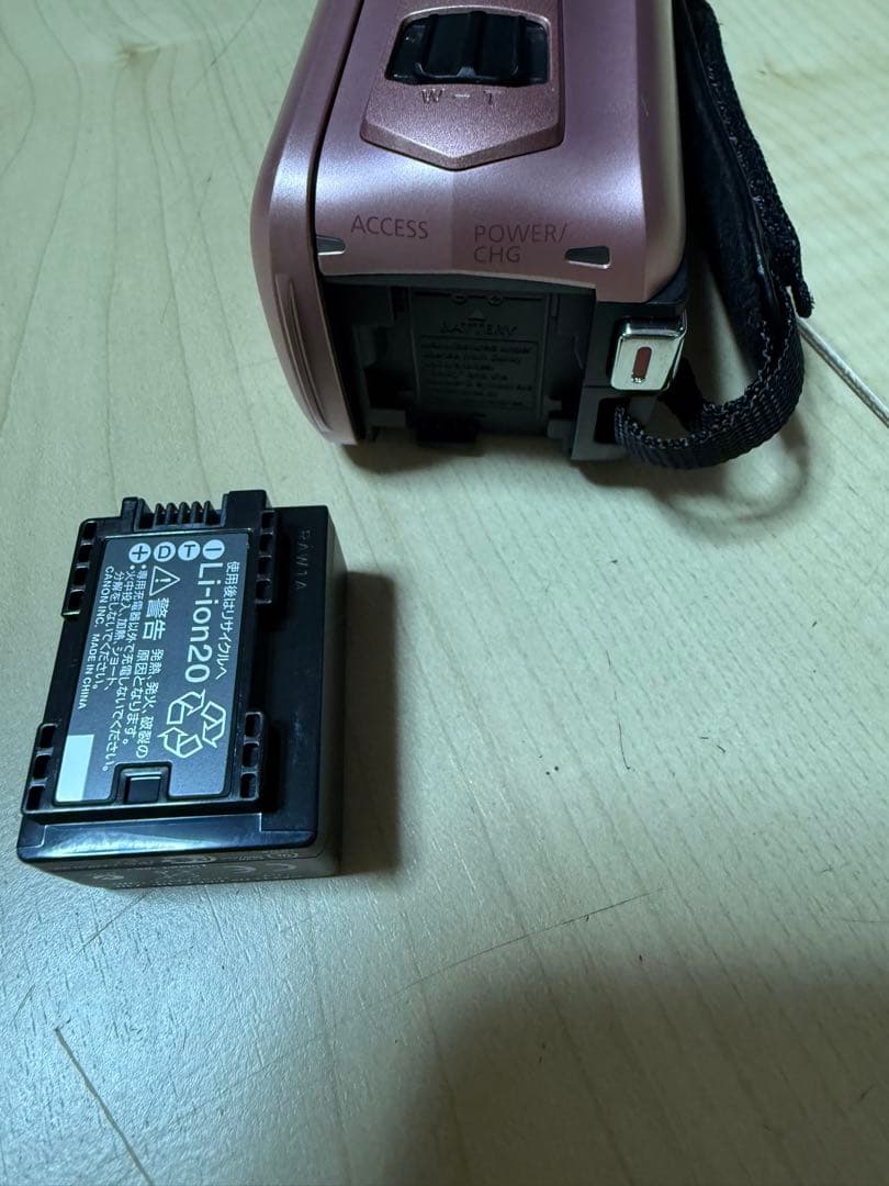 ビデオカメラ Canon iVIS HF R42
