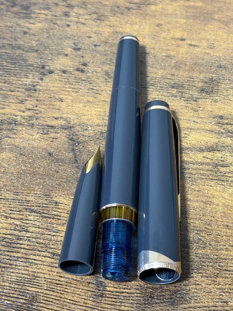 1960年代　グレー軸　モンブラン　No. 12 18c-750 万年筆　中細字