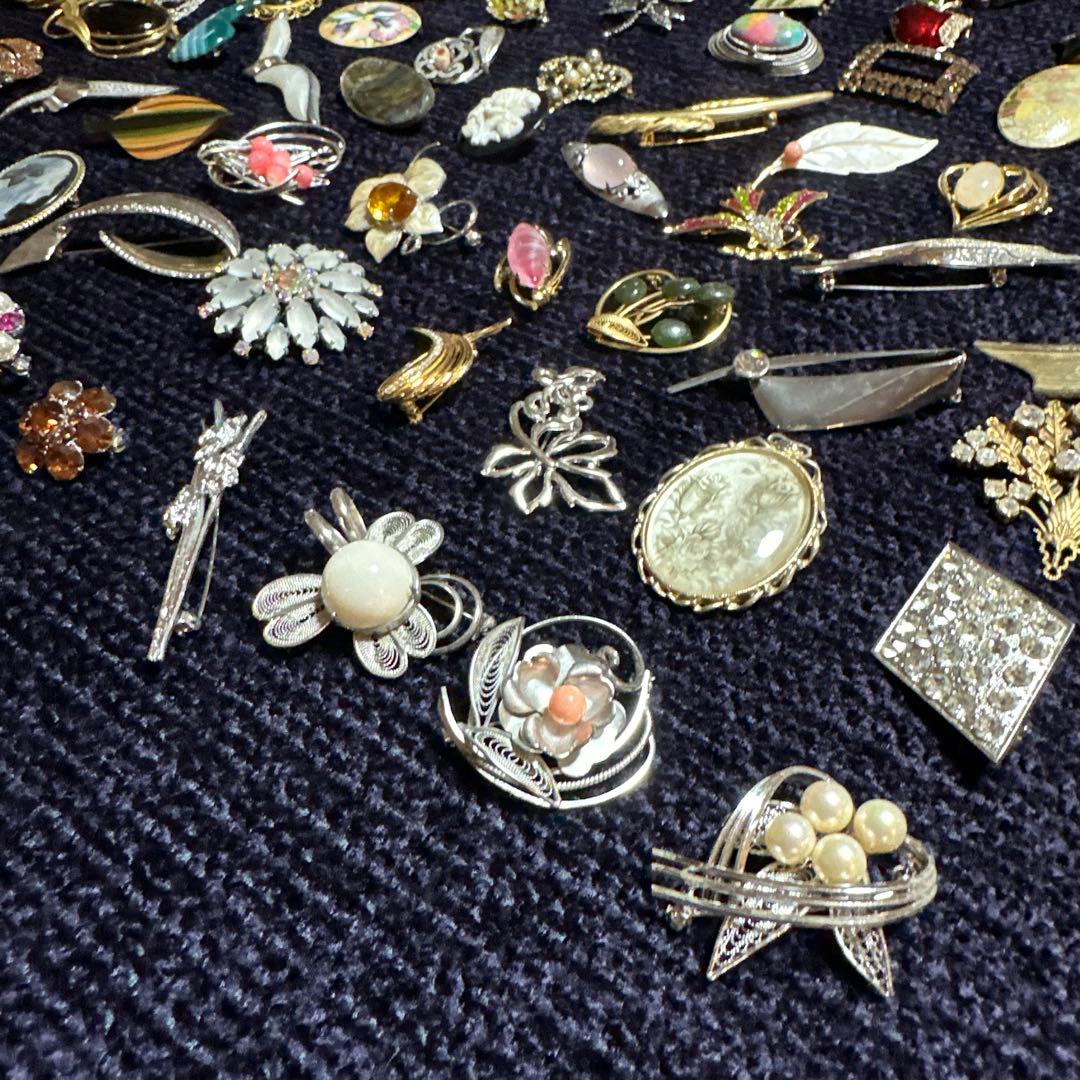 【vintage】ブローチ　120点以上　大量　まとめ売り　セット