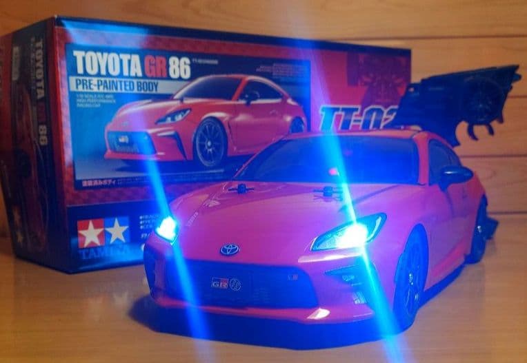 田宮模型 GR86(LEDライト付)＆プロポ＆バッテリー充電器セット　未走行品