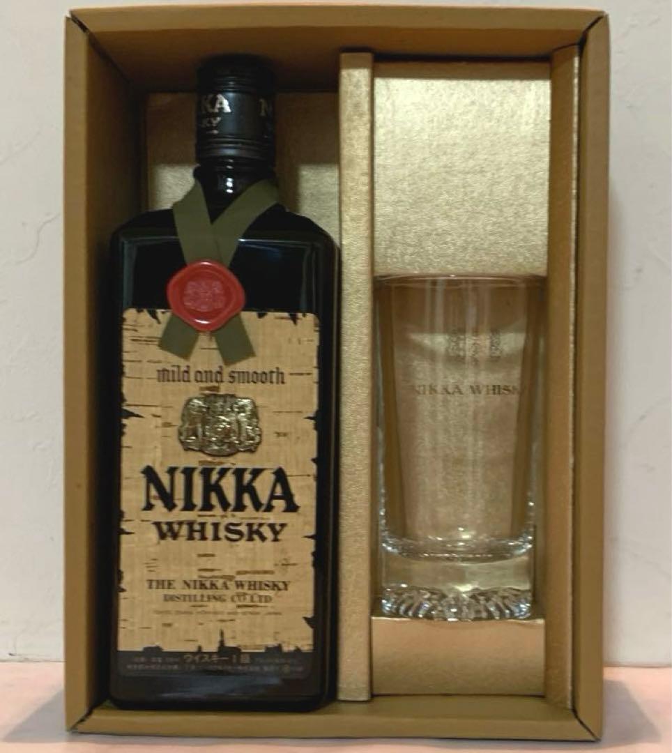 カ*シ様 【古酒】黒角ニッカ ウイスキー 1級720ml 特製タンブラー付き箱入