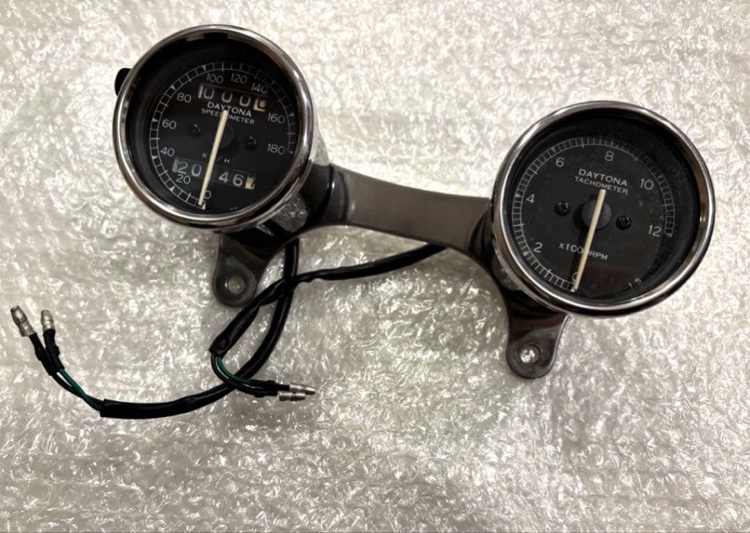 デイトナ　ミニメーターセット　ステー付　SR400