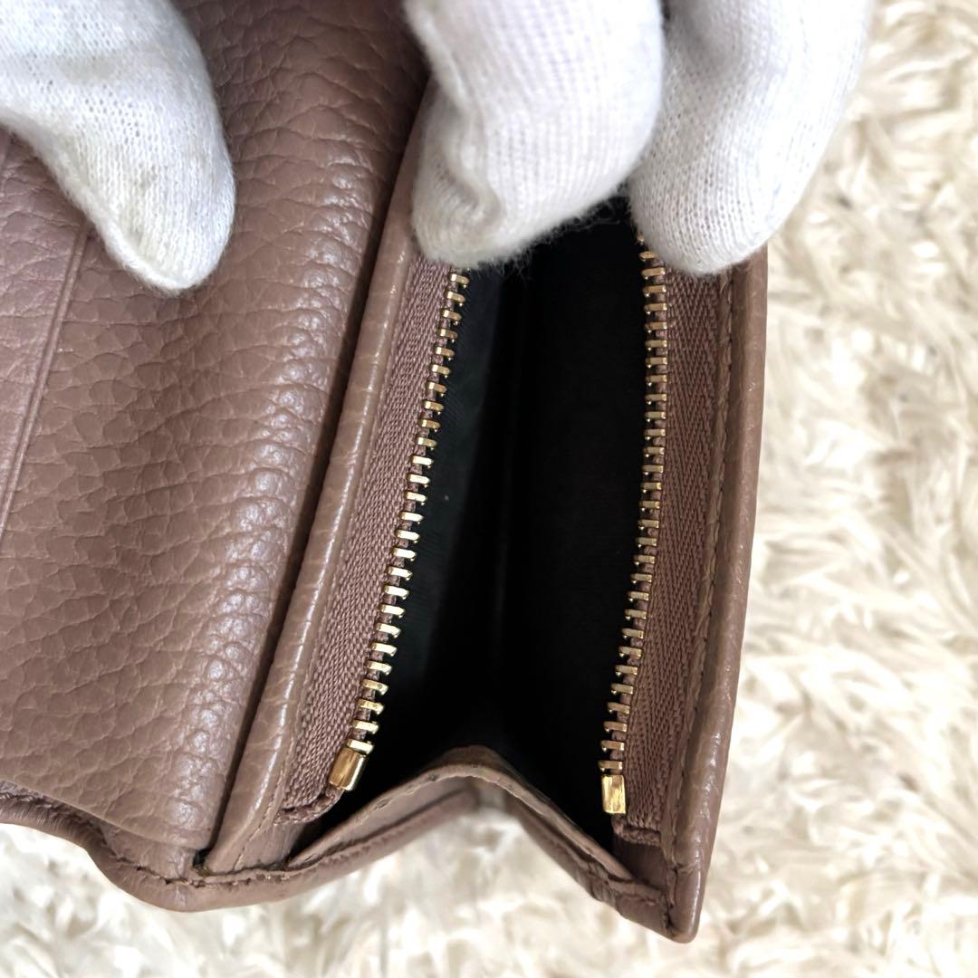 美品✨GUCCI GGマーモント コンパクト財布 ベージュ 二つ折り