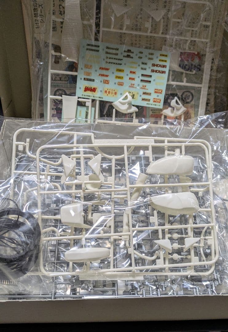 希少 1/12 KAWASAKI ゼファー 浅川拓仕様 「疾風伝説 特攻の拓」