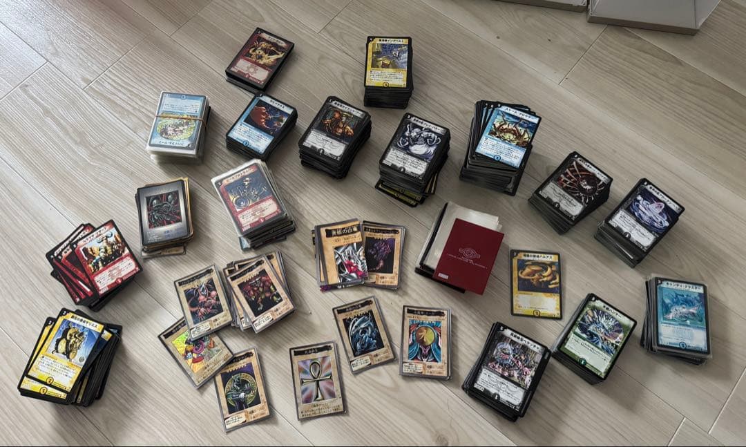 デュエルマスターズ、遊戯王、複数カード