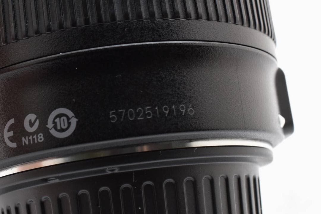 ★美品★ EF-S 18-135mm F3.5-5.6 IS USM #369C