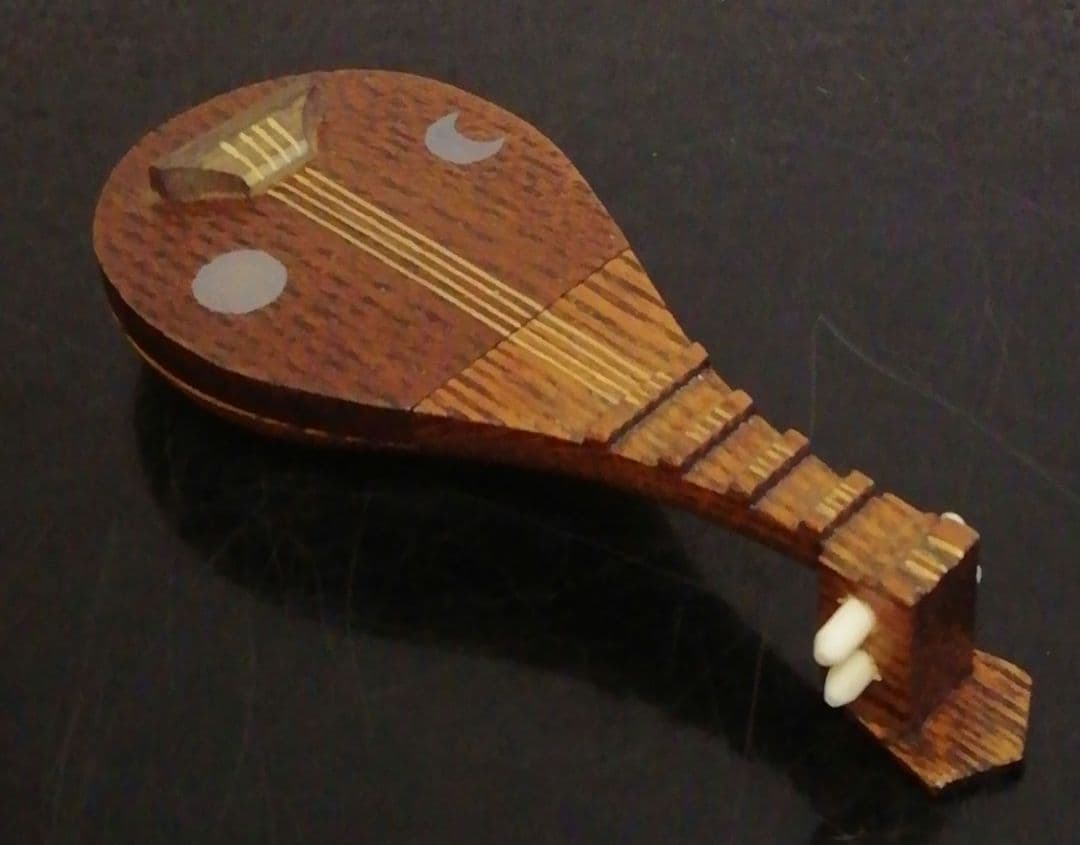 秀峰作　輪島塗　琵琶　香合　共箱　茶道具