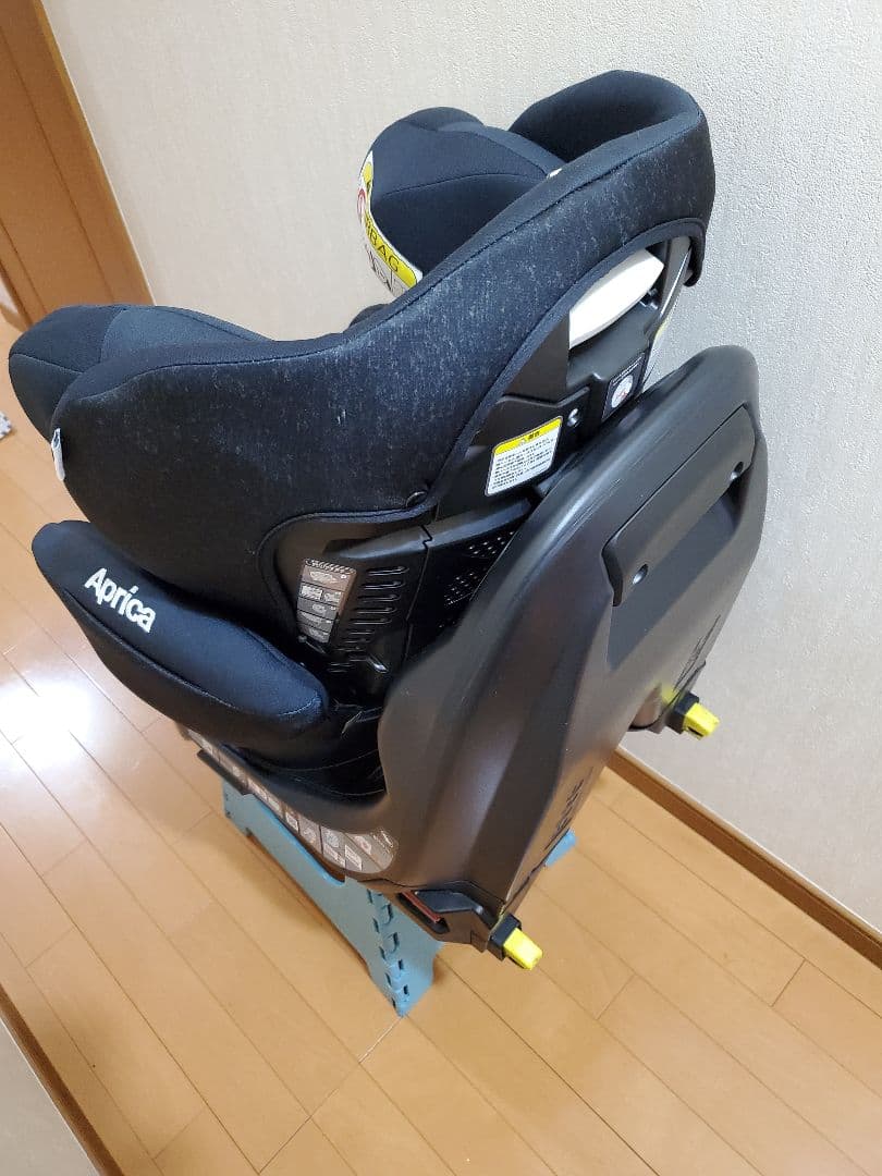 チャイルドシート　アップリカ　ディアターン　プラス　ISOFIX専用