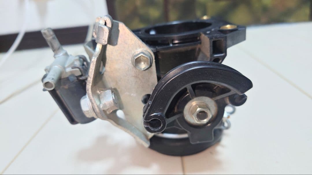 ★【最終値下げ!】ダイハツエッセL235S純正加工43パイビックスロットル★