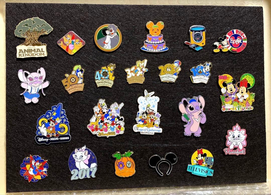 【額付き】ディズニー　ピンバッジ　ピンバッチ　まとめ売り（23点セット）12