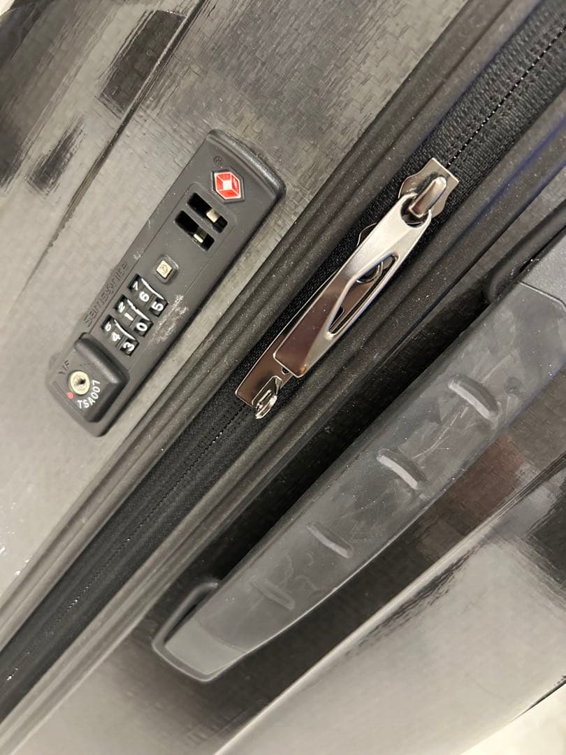 一度のみ使用美品！！Samsonite大型4輪