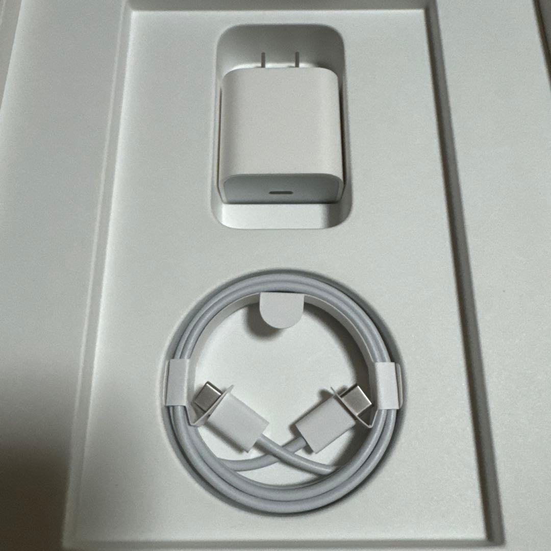 Apple iPad Air 5世代 Cellularモデル 64GB 美品