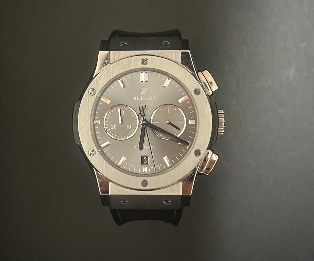 本日限定価格　HUBLOT ウブロ クラシックフュージョン