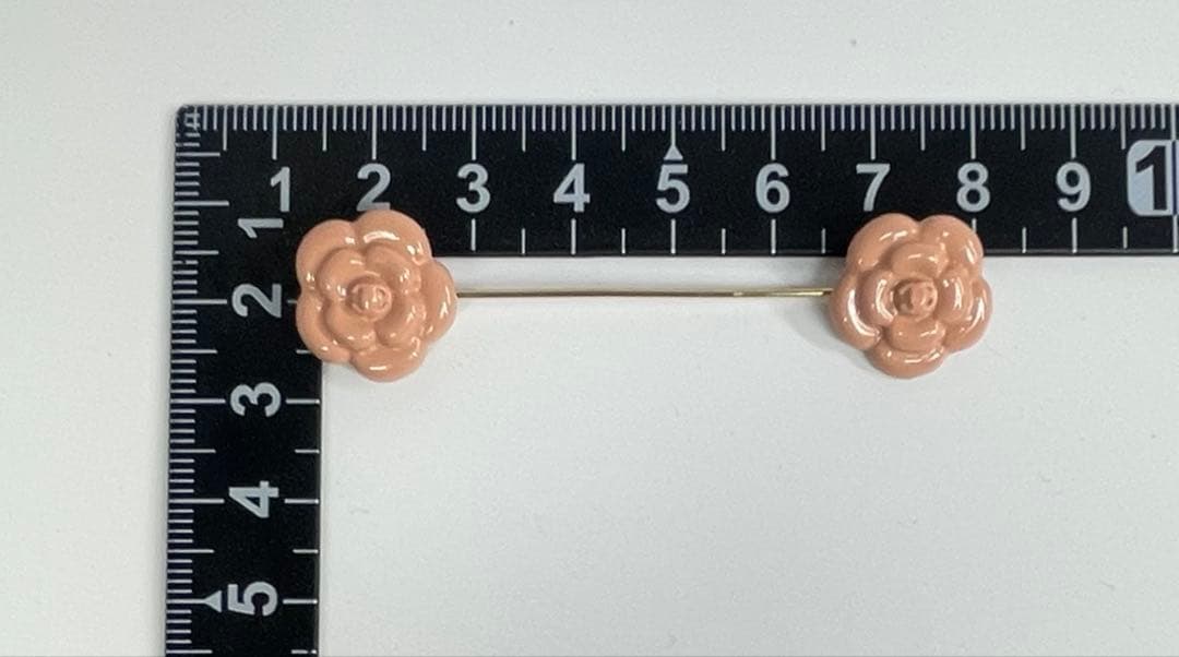 CHANEL(シャネル)ピンブローチ