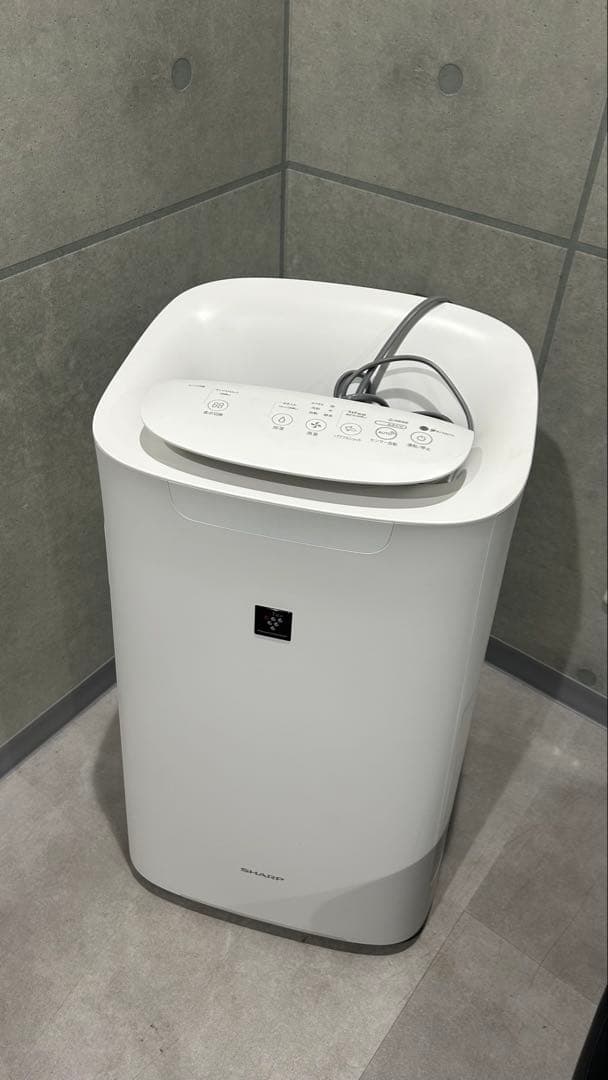 SHARP 加湿空気清浄機 ホワイト　KI-NS70-W