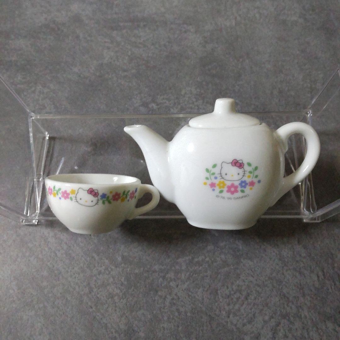 【1995年】HELLO KITTY★ミニチュア陶器 ティータイム６点 ★中古品