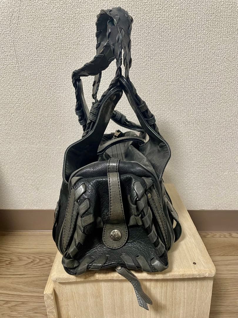 Chloe シルバラード　黒