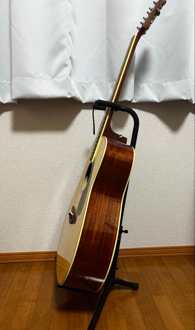 アコースティックギター YAMAHA FG820