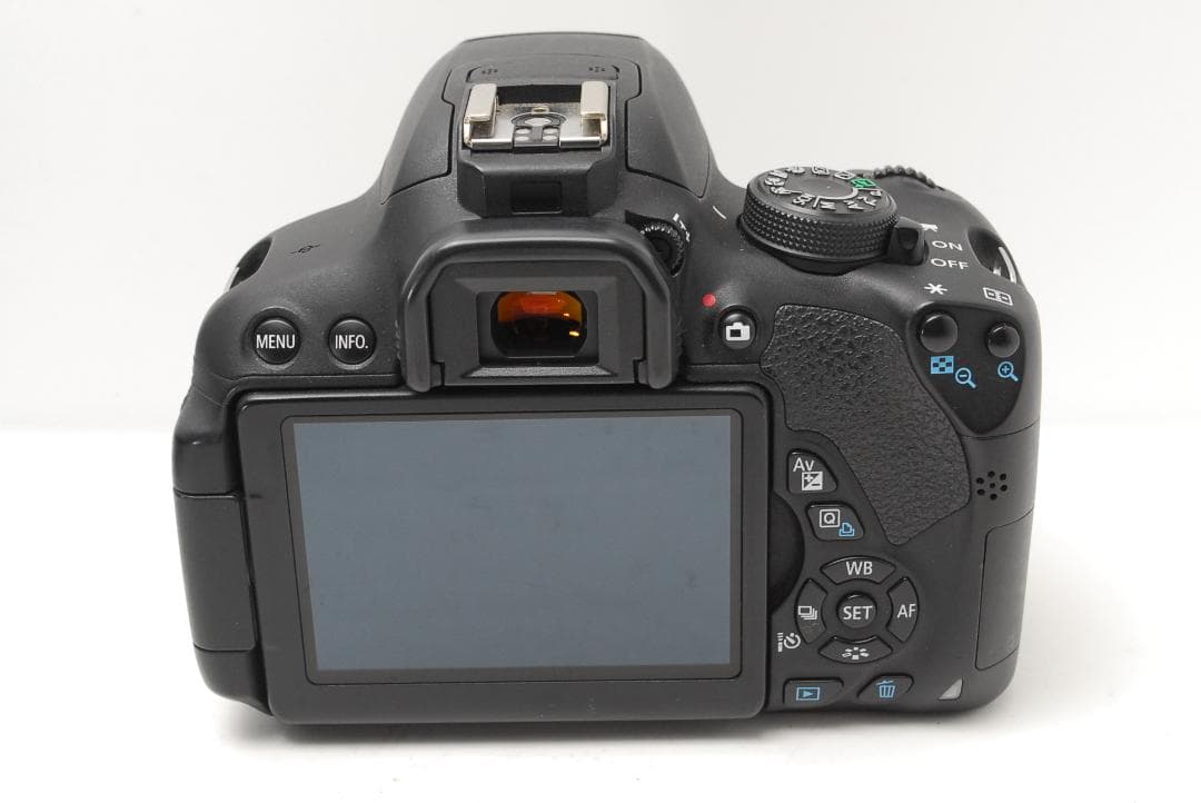 1本のレンズで近くも遠くも撮れる♪Canon Kiss X7i　バリアングル液晶