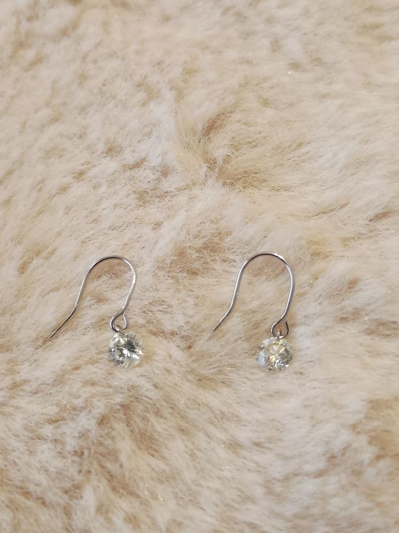 レーザーホールダイヤモンドアメリカンピアス